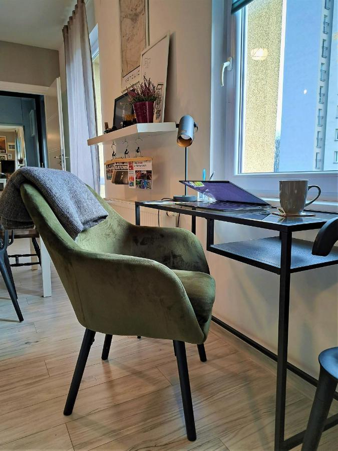 Gryfny Grubiorz Apartment คาโตวีตเซ ภายนอก รูปภาพ