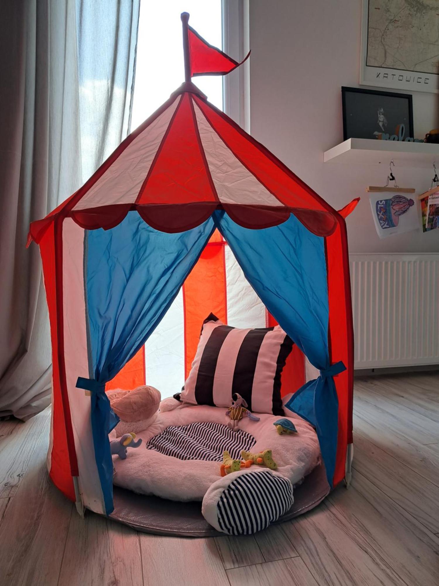 Gryfny Grubiorz Apartment คาโตวีตเซ ภายนอก รูปภาพ