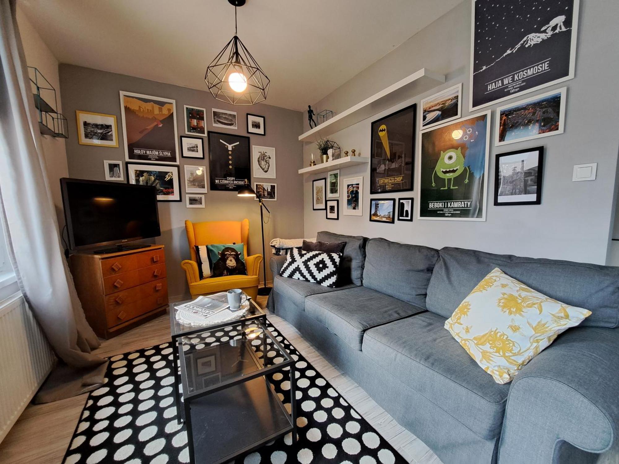 Gryfny Grubiorz Apartment คาโตวีตเซ ภายนอก รูปภาพ